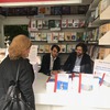 Antonio Zárate y Álvaro Mañas firmando su libro en la Feria del Libro de Madrid